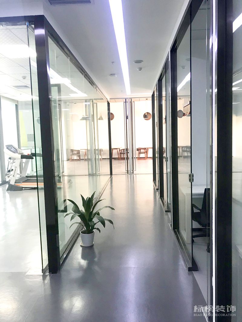 过道实拍-色虎视频APP下载装饰